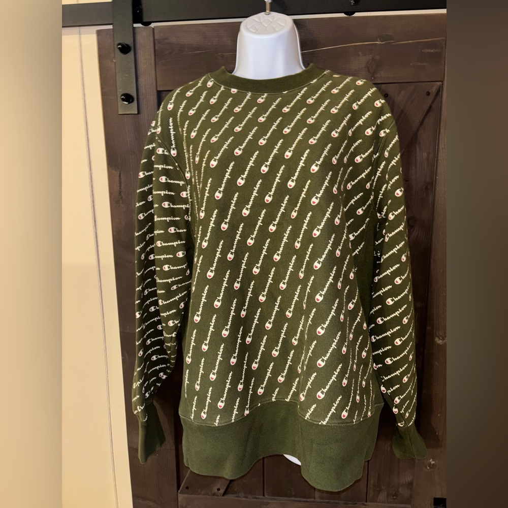Men’s Champion Sweatshirt